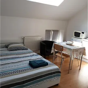 https://rsidence-mantekila.hotelsantwerp.net