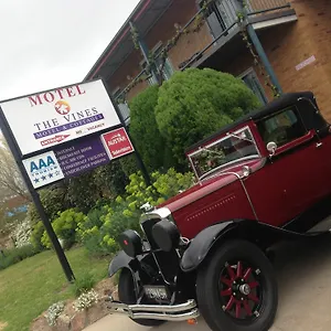 https://the-vines-motel-and-cottages.queenslandhotels.net